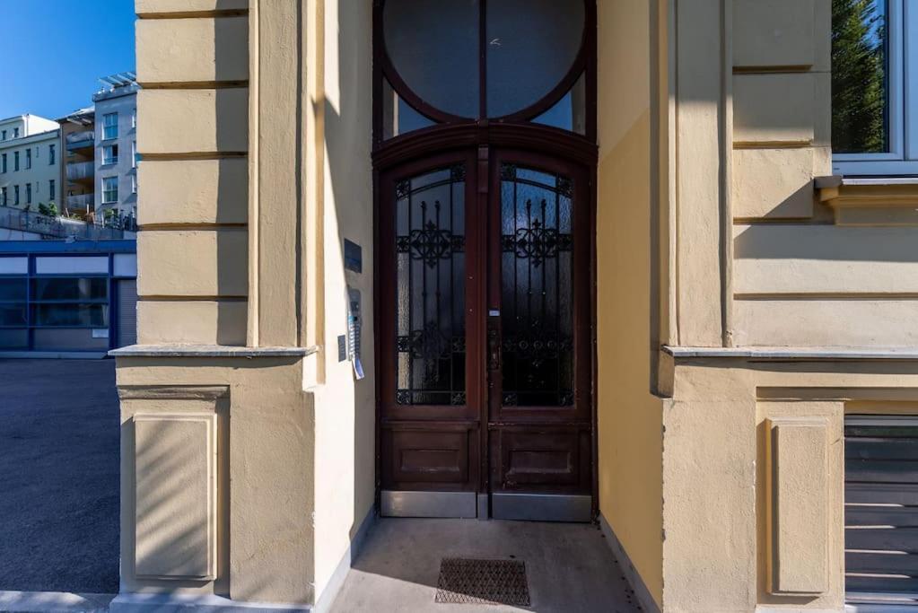 Sleek 1Br Flat Near Center By Hm Apartment Vienna Luaran gambar